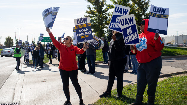 UAW and Stellantis reach tentative contract agreement