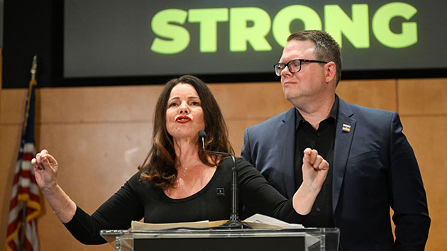 SAG-AFTRA members vote to ratify 3-year contract with studios