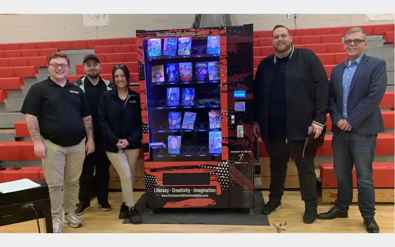 DuBois Middle School Receives Book Vending Machine