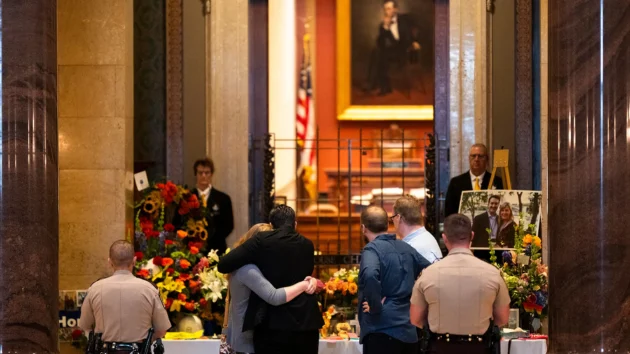 Slain Minnesota lawmaker becomes 1st woman to lie at state capitol