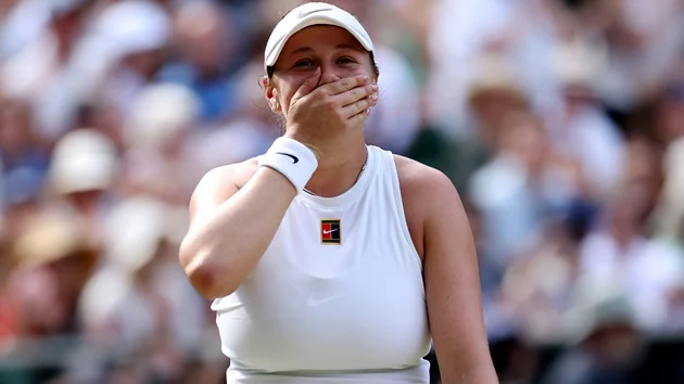 US tennis star Amanda Anisimova defeats No. 1 Aryna Sabalenka, advances to Wimbledon final
