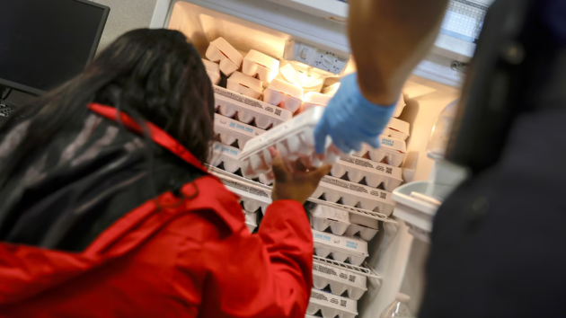 More military families turning to food banks as government shutdown wears on