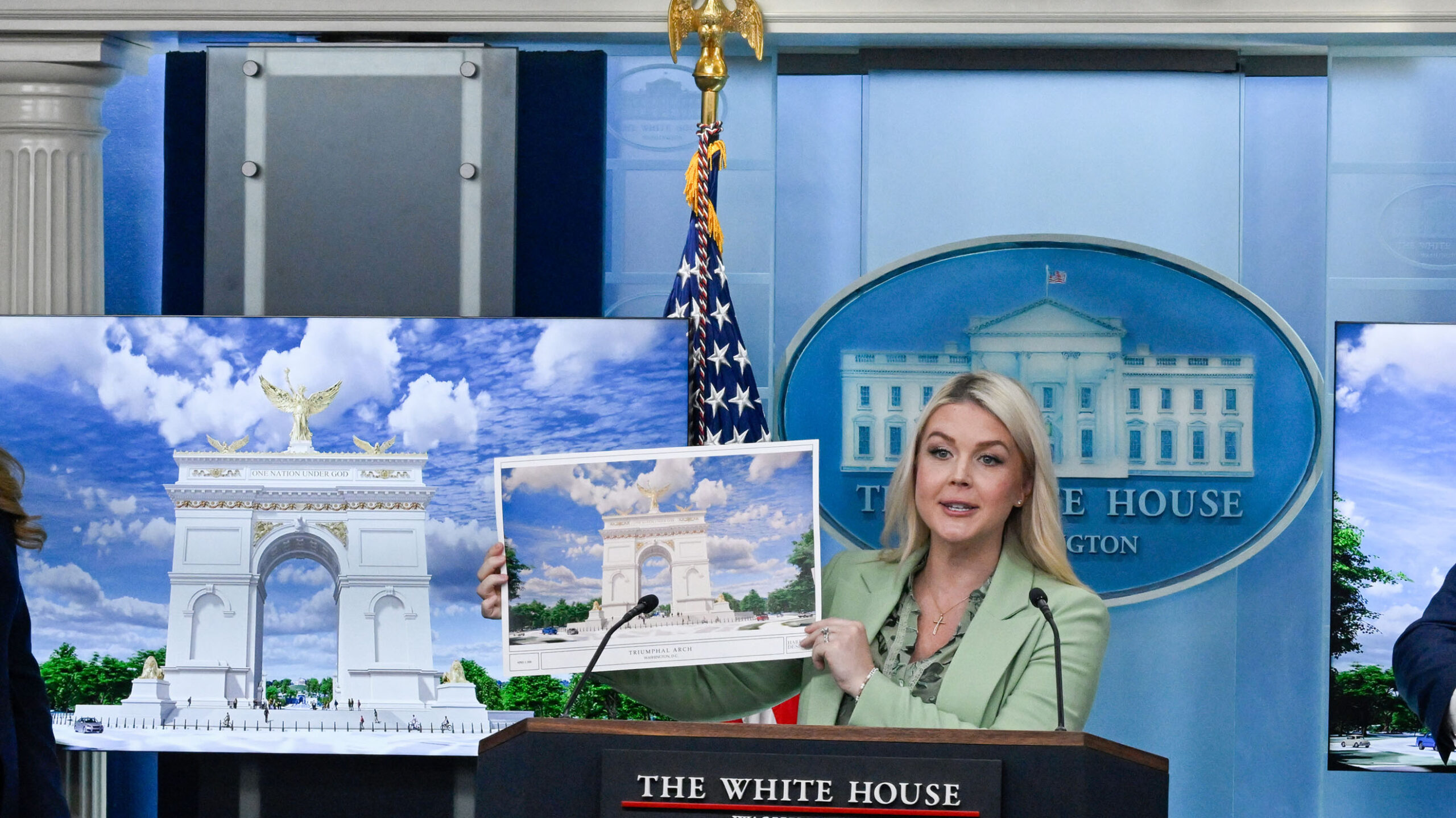 Fine arts panel gives initial approval to Trump's 'triumphal arch' but asks for design revisions