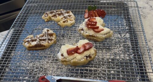 Croffle Sweet Goat Bakery