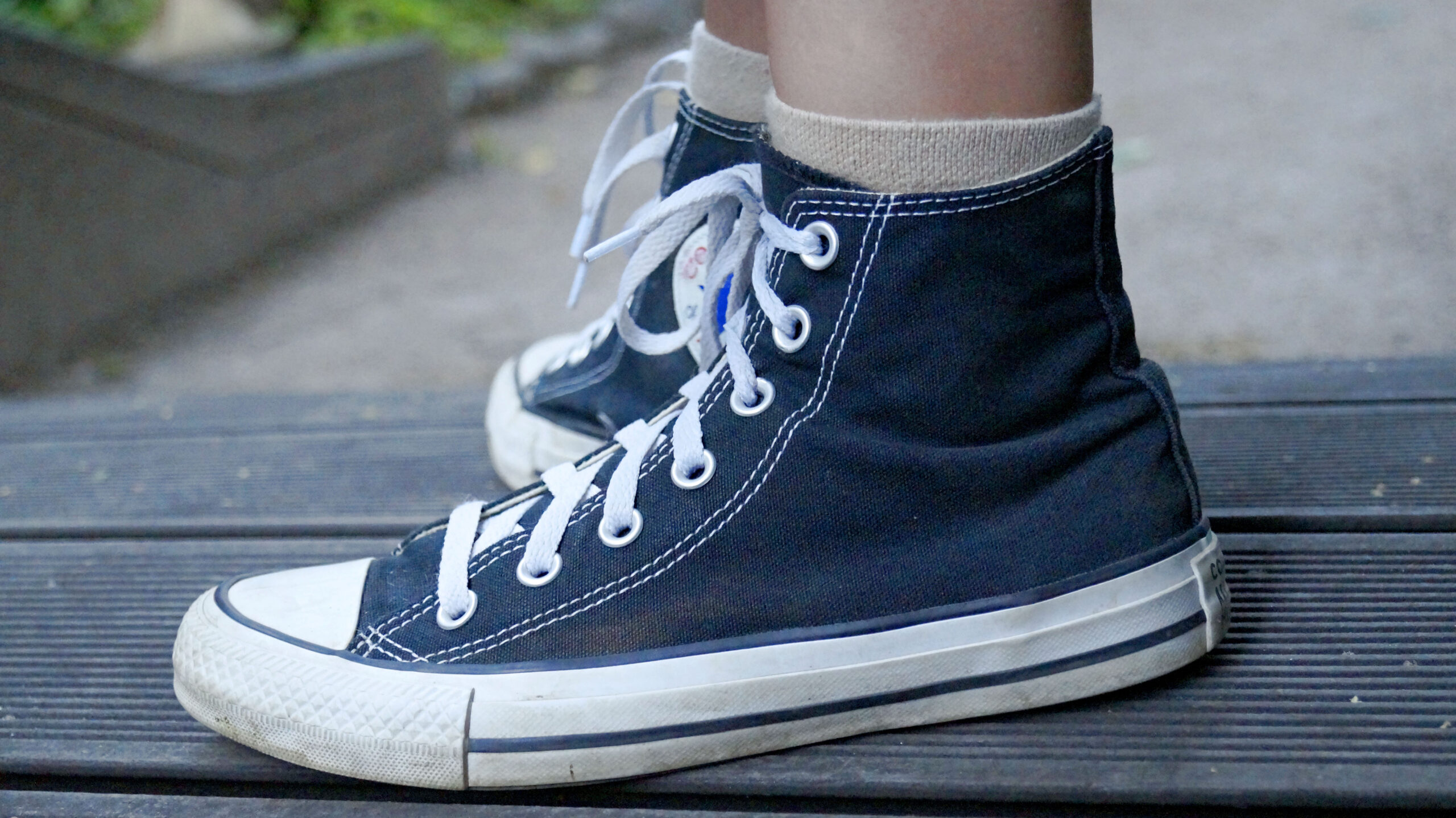 Converse pulls controversial ad, apologizes following backlash over alleged KKK imagery